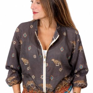 Chaqueta Estampada de Mujer con Cremallera y Cordón Ajustable.