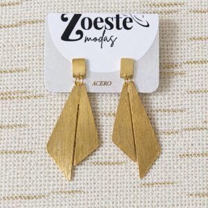 Pendientes Largos Geométricos de Acero Dorado Acabado Rayado
